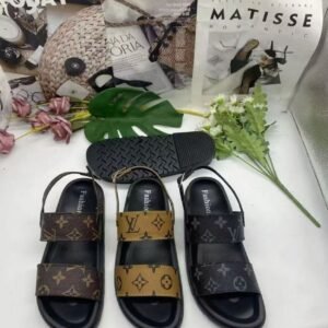Sandales plates ZARA femme – Brides fines à strass scintillants